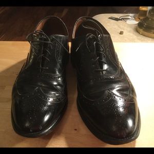 Allen Edmonds 10 1/2 A Black Wingtip